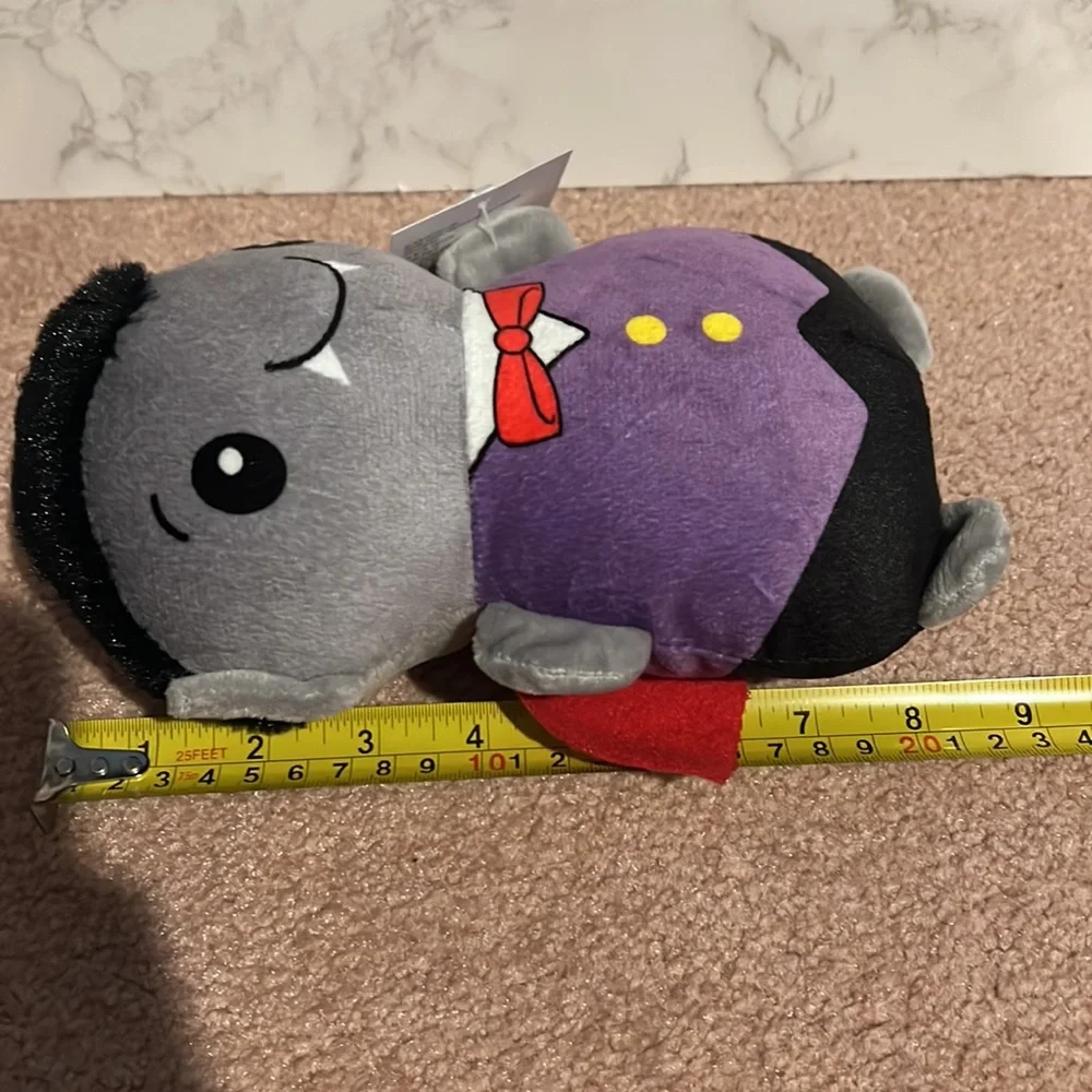 NWT 8” squeaky vampire Dog plushie toy
